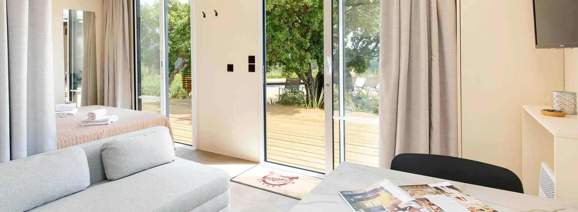 Mobil-home VIP SAFARI - Piscine et spa privatifs